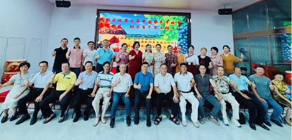 潮汕文學(xué)院祝賀“第七屆中國農(nóng)民豐收節(jié)暨喜迎國慶、助力百千萬工程”活動(dòng)圓滿舉辦
